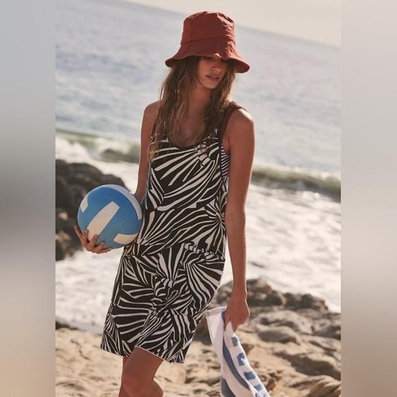 NWT Free People Hot Shot Printed Romper - Picture 3 of 10